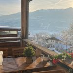 soschoenistsbeiuns-14_balcony.jpg